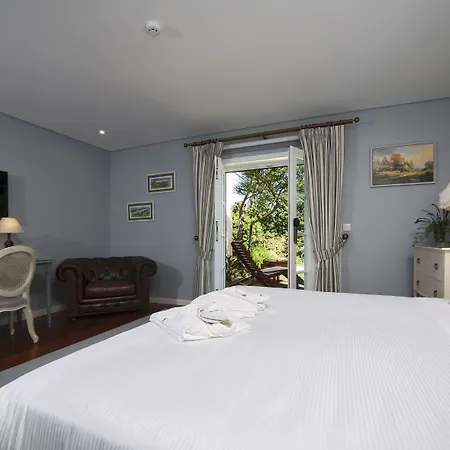 Rinoterra Minho Hotel 4*