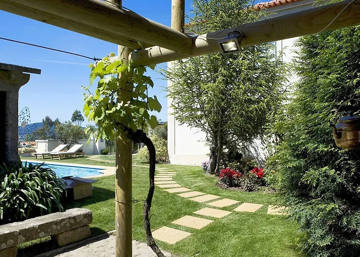 Rinoterra Minho מלון 4*